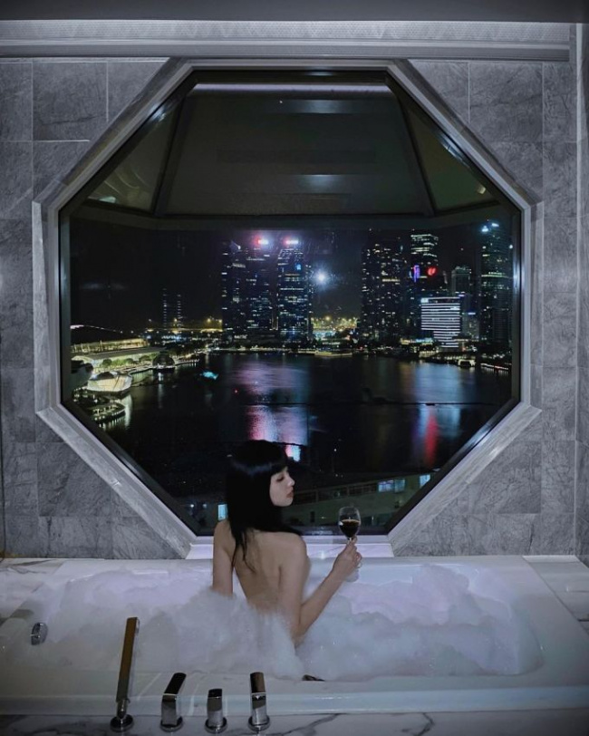 tâm tít thuê khách sạn ‘sống ảo’ nổi tiếng ở singapore – the ritz-carlton