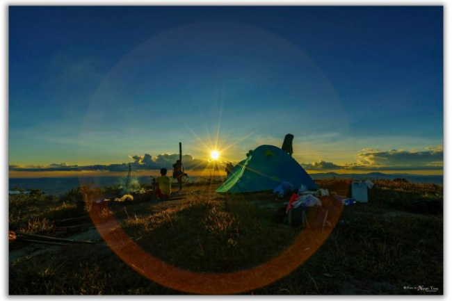 camping location, chu nam mountain, famous gia lai tourist destination, camping in chu nam to see the heaven of clouds at an altitude of 1,472m