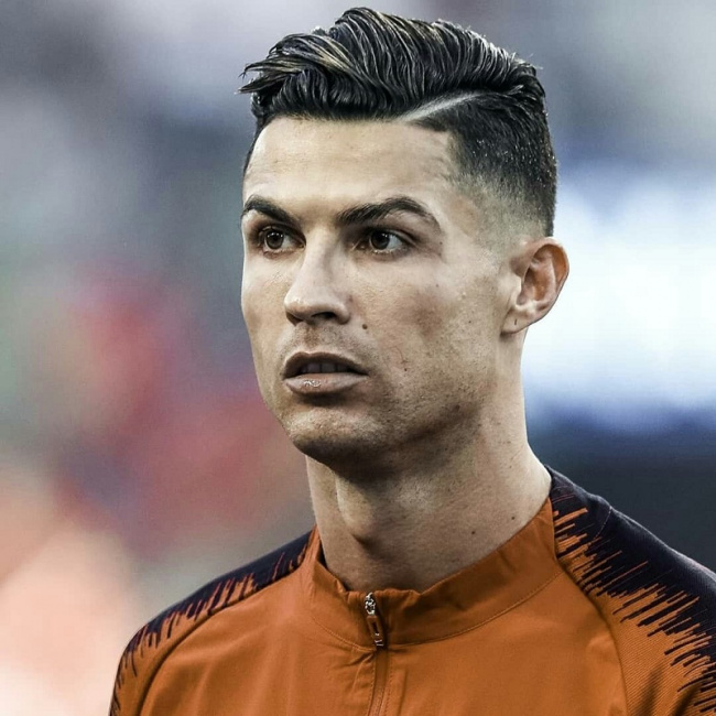 Top 15+ Các Kiểu Tóc Ronaldo Chất Nhất Mọi Thời Đại - Alongwalker