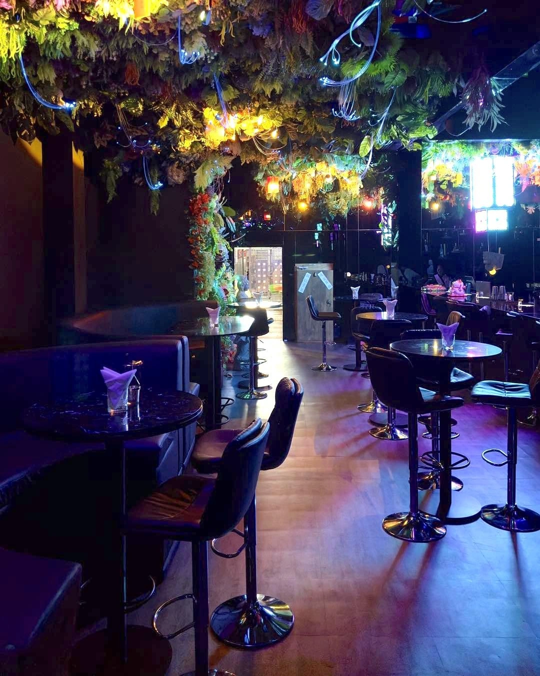 5 cocktail bar cho giới trẻ ở quận 1 sài gòn