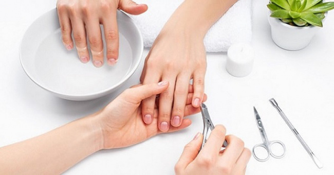 nail đẹp, những kiểu dáng nail kim tuyến đầu móng phổ biến nhất