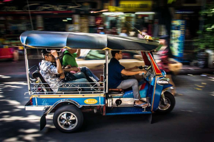 Bỏ túi ngay kinh nghiệm đi xe tuk tuk ở Thái Lan, Khám Phá
