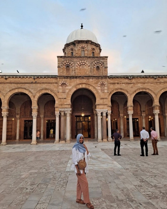 nhà thờ hồi giáo ez-zitouna, khám phá, trải nghiệm, chiêm ngưỡng vẻ đẹp tráng lệ ở nhà thờ hồi giáo ez-zitouna tunisia