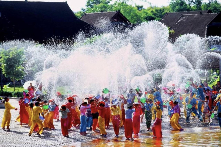 Songkran - Lễ hội té nước Thái Lan và những trải nghiệm đặc biệt không nên bỏ qua, Khám Phá