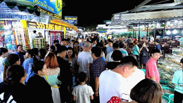 Du lịch chợ đêm Phú Quốc - Thỏa mãn niềm đam mê ẩm thực xứ đảo, Khám Phá