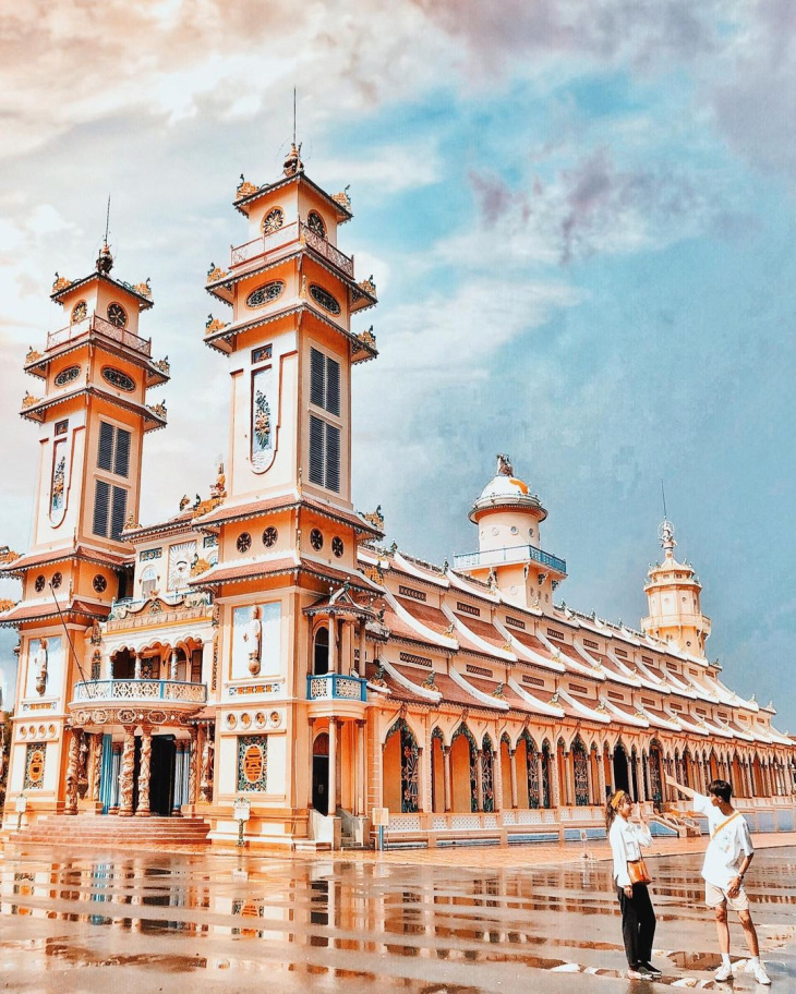 Tòa thánh Tây Ninh – Công trình kiến trúc tâm linh độc đáo