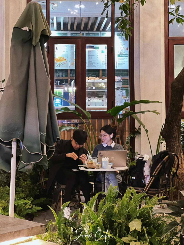 Hà Nội, 10+ quán cafe đẹp ở Hà Nội: đồ uống ngon bổ rẻ