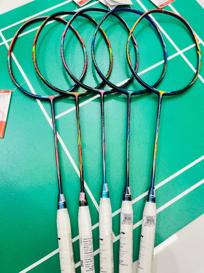 lining aeronaut - dòng vợt cầu lông được yêu thích nhất của lining