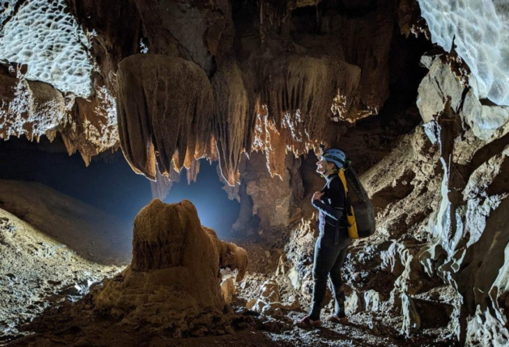 khám phá, trải nghiệm, mê mẩn vẻ đẹp “siêu thực” của 5 hang động nguyên sơ vừa được phát hiện tại quảng bình