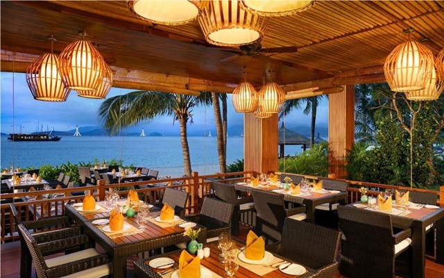 list 6 nhà hàng hải sản tươi ngon dành cho khách du lịch nha trang