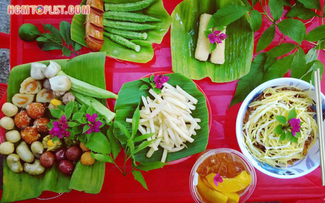 Ăn vặt trưa Sài Gòn |  top 10+ địa điểm được tìm kiếm nhiều nhất