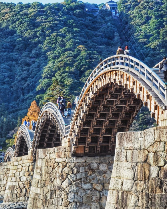 cây cầu cổ trên thế giới, khám phá, trải nghiệm, check in những cây cầu cổ trên thế giới, tuổi đời từ trăm năm đến ngàn năm
