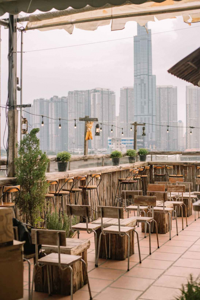 10 quán rooftop chill không cồn giúp bạn “bắt trọn” hoàng hôn sài gòn