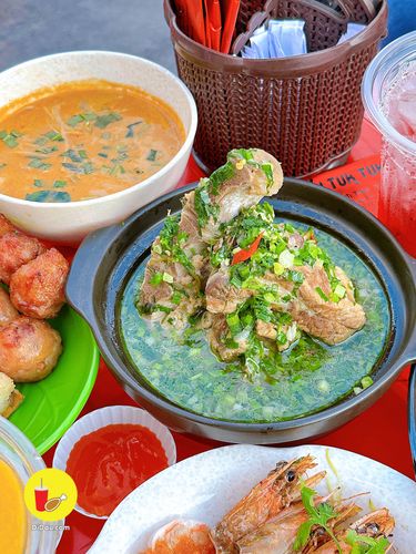 Cửa hàng đồ ăn Thái nổi tiếng, đồ ăn ngon với nhiều chi nhánh lâu năm tại Sài Gòn