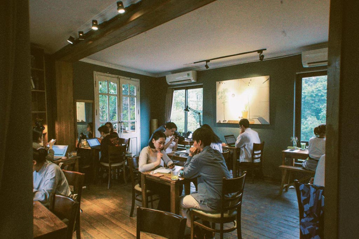 Hà Nội, 10+ quán cà phê nên khám phá ở Hà Nội: không gian đẹp và yên tĩnh