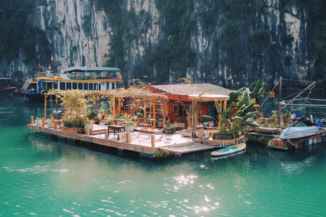 do you know?, downtown, instagram account, leonardo di caprio, vietnam english, vietnamese place leonardo dicaprio called “paradise”, right in hai phong that many people do not know