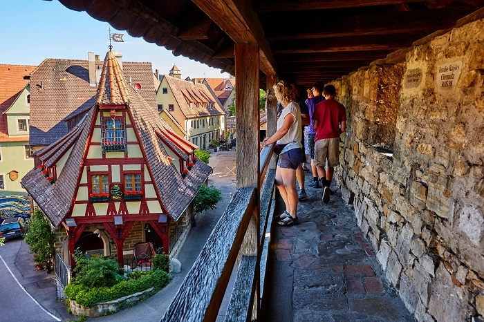 thị trấn cổ tích rothenburg, khám phá, trải nghiệm, bước vào thị trấn cổ tích rothenburg xinh đẹp ở đức