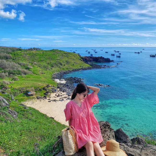 east moutant, foreign tourists, fresh blue, international travelers, tourist paradise, travel services, searching for the top 3 most beautiful scenes praised by foreign tourists in vietnam