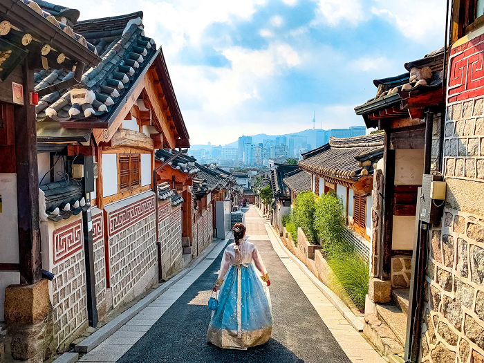 làng bukchon hanok - 'nốt lặng' giữa lòng thành phố seoul