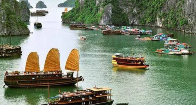 affordability, big city, delicious food, ho chi minh, tourists, vietnamese dong, the indian newspaper listed 8 reasons why tourists should choose vietnam as their next destination