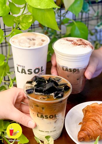 Đến lasol coffee and tea để tìm lại sự bình yên giữa Sài Gòn bộn bề