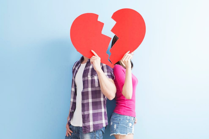 khám phá, ex là gì trong tình yêu? nên và không nên khi nhắc về ex trên mạng xã hội