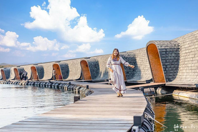 độc nhất vô nhị resort tựa maldives nổi trên nước cách bangkok 3 giờ xe