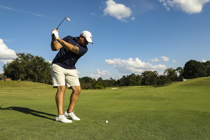 bí kíp lựa chọn trang phục golf mùa hè phù hợp cho những golfer sành điệu