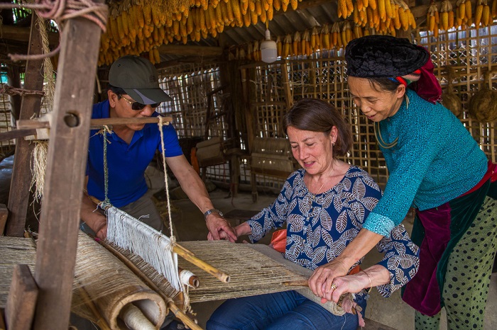 làng nghề dệt lanh lùng tám - điểm đến trải nghiệm lý thú ở hà giang