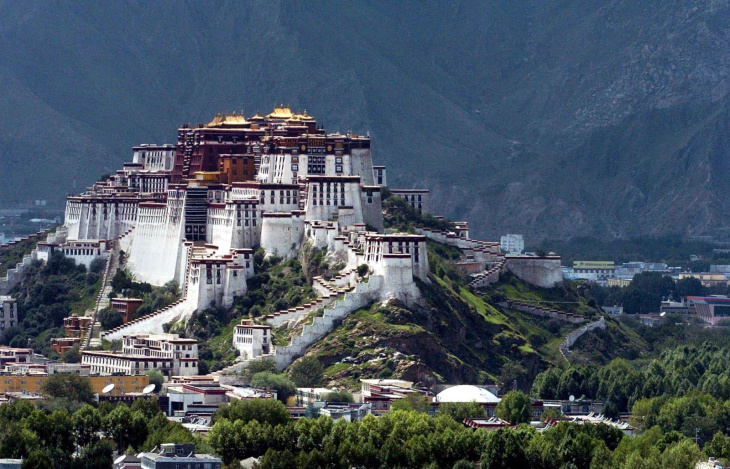 khám phá, cung điện potala, bảo tàng nơi lưu giữ lịch sử phật giáo của người tây tạng