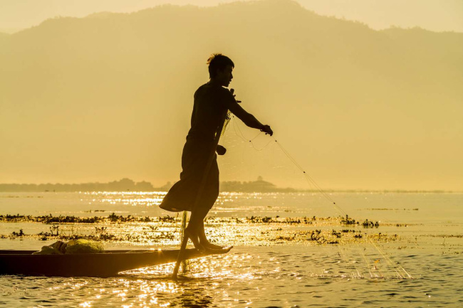 hành trình khám phá hồ inle myanmar đầy thú vị