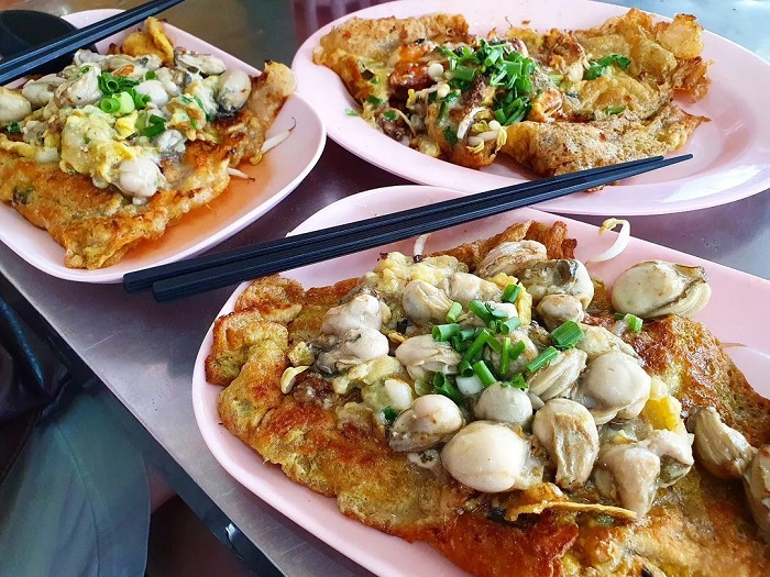 thưởng thức xôi xoài, trứng tráng hàu tại loạt nhà hàng lâu đời nhất ở bangkok
