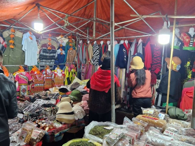 chợ đêm sapa: thiên đường ẩm thực nơi vùng cao