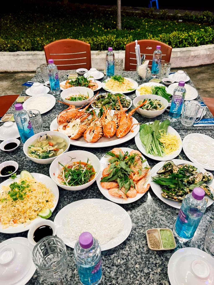 Khánh Hòa, 8+ quán ăn vặt ở Nha Trang: ngon bổ rẻ có địa chỉ