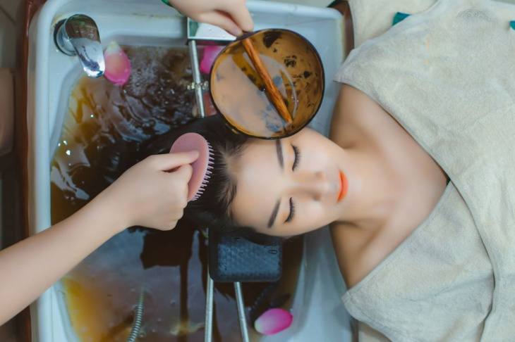 khám phá, trải nghiệm, áp lực công việc, dân văn phòng sẵn sàng chi nhiều tiền vào spa, massage, gội đầu dưỡng sinh