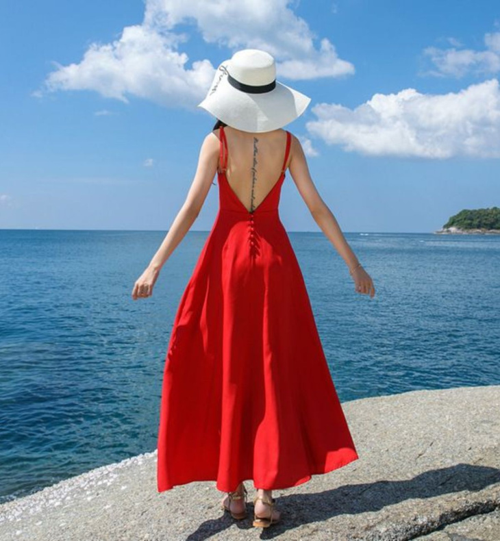 khám phá, trải nghiệm, checklist 20 mẫu váy đi biển “mặc vào là đẹp”