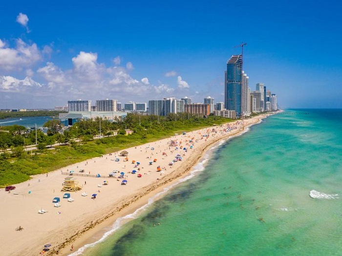 bãi biển khỏa thân nổi tiếng thế giới: 10 địa điểm cho khách thoải mái ‘tắm tiên’