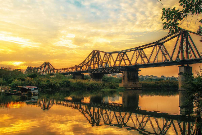 5 best places to see sunrise & sunset in hanoi