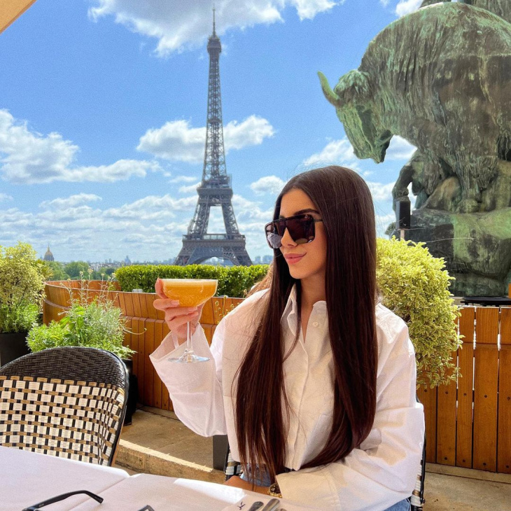 du lịch pháp, khách sạn paris, ngẩn ngơ trước những quán cà phê view đẹp lãng mạn ở pháp, có nơi thấy được tháp eiffel