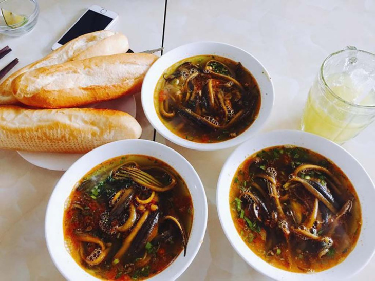 Nghệ An, 8+ quán ăn vặt ở Vinh (Nghệ An) khiến dân 'sành ăn' phát cuồng