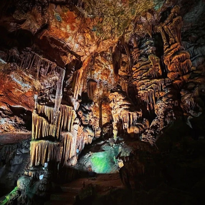 hang động saeva dupka, khám phá, trải nghiệm, lạc vào thế giới đầy bí ẩn tại hang động saeva dupka bulgaria