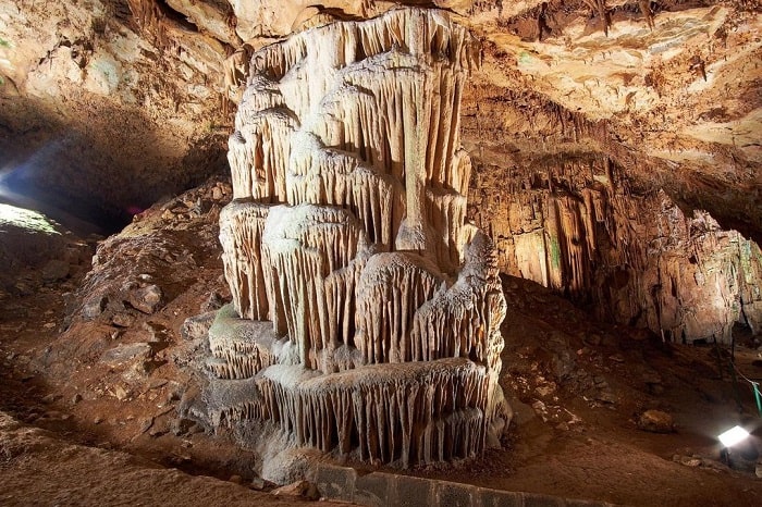 hang động saeva dupka, khám phá, trải nghiệm, lạc vào thế giới đầy bí ẩn tại hang động saeva dupka bulgaria