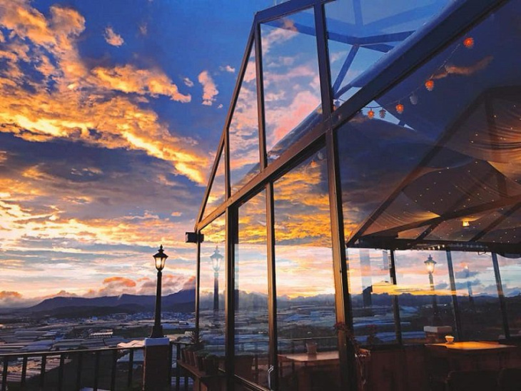 10 quán cafe view cực đẹp ở trại mát để ngắm hoàng hôn đà lạt