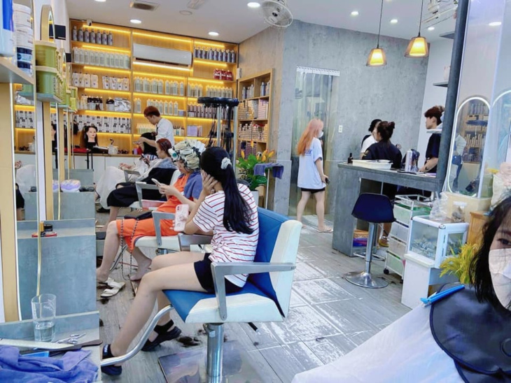 khám phá, trải nghiệm, top 10 tiệm cắt tóc nữ đẹp ở huế “tư vấn style tóc đẹp theo dáng mặt”