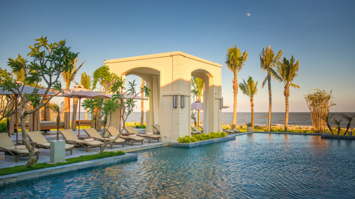 khach san thanh hoa, top 3 khách sạn – khu nghỉ dưỡng flc sầm sơn cho kỳ nghỉ chuẩn 5 sao tại bãi biển thơ mộng