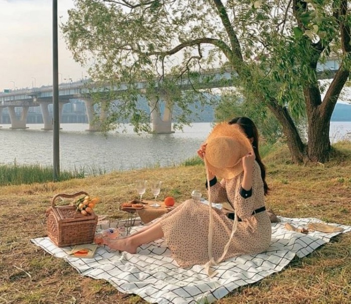 kinh nghiệm picnic bên sông hàn: làm sao để có buổi hẹn hò lãng mạn như phim?