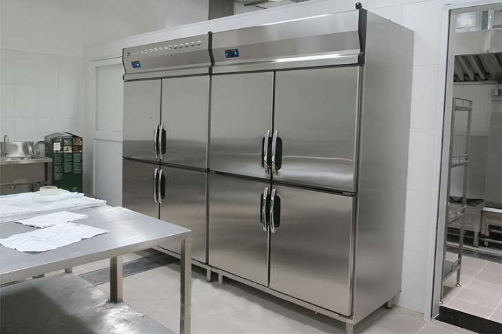 hà giang, tủ lạnh công nghiệp 6 cánh auvietcorp.com: giải pháp lưu trữ đa dạng cho ngành công nghiệp