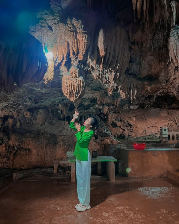 hang động ở hoà bình, khám phá, trải nghiệm, những hang động ở hoà bình độc đáo tạo ấn tượng với du khách gần xa