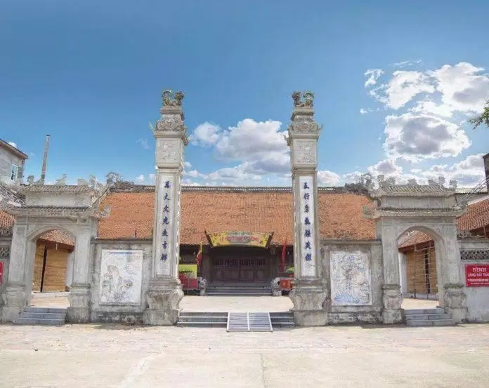 Khám phá làng gốm Bát Tràng – Ngôi làng cổ với tuổi đời 600 năm tại Hà Nội