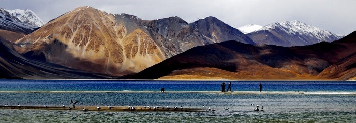 khám phá, trải nghiệm, vẻ đẹp thơ mộng kỳ vĩ của các hồ nước ở ladakh ấn độ